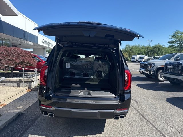 2025 Gmc Yukon XL AT4 photo 25