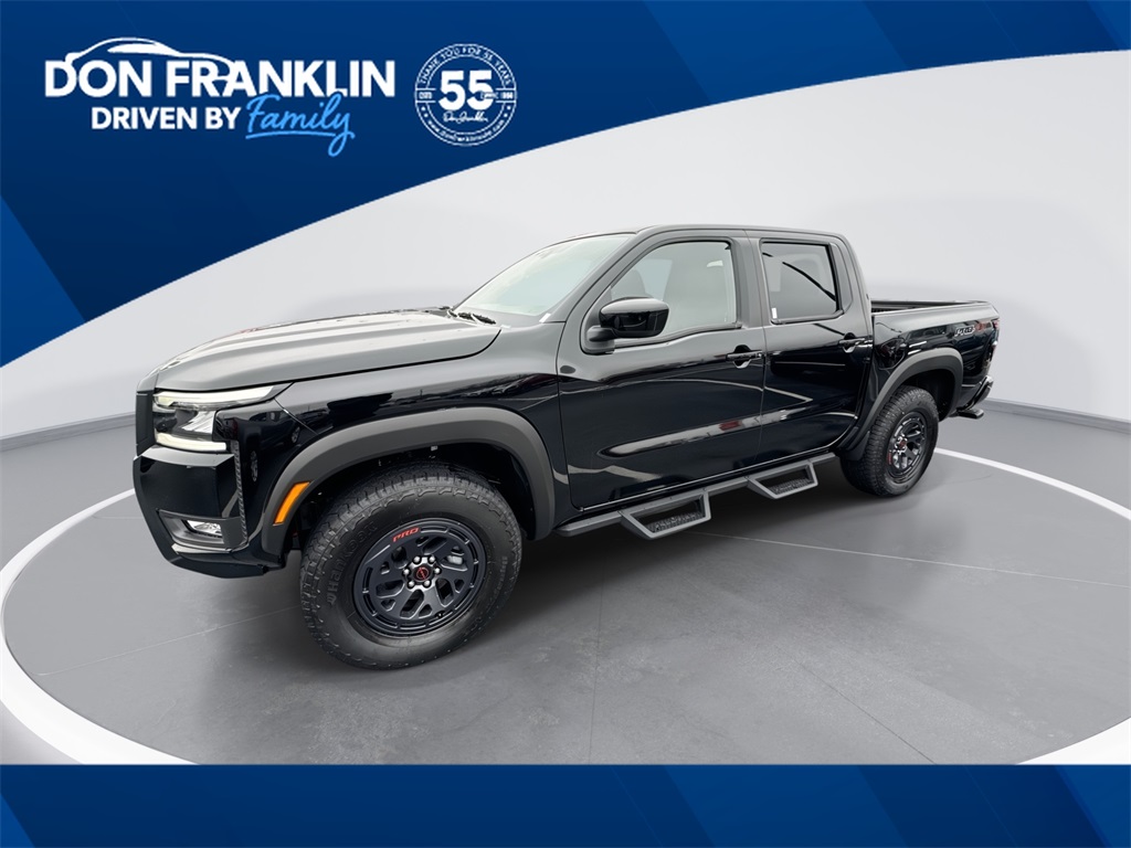 2026 Nissan Frontier PRO-4X's photo