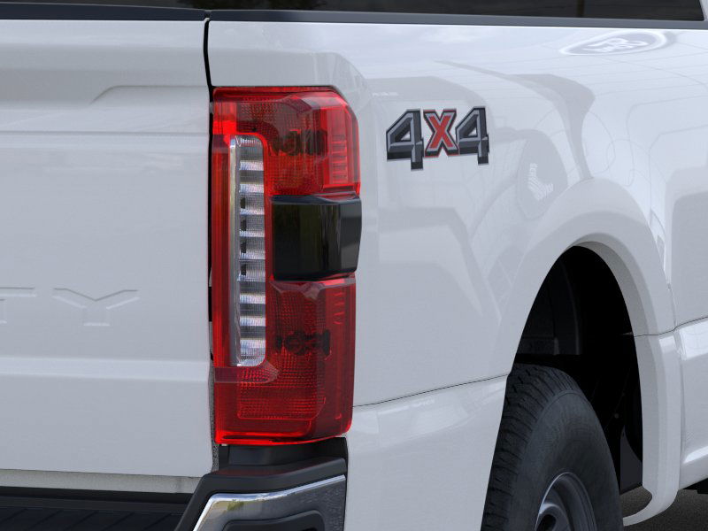 2026 Ford F-350 photo 13