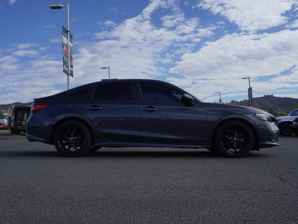 2022 Honda Civic Sport photo 2