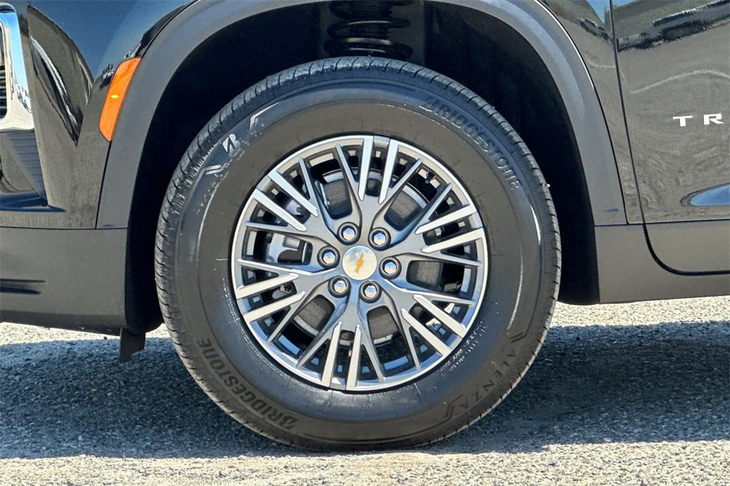 2026 Chevrolet Traverse photo 23