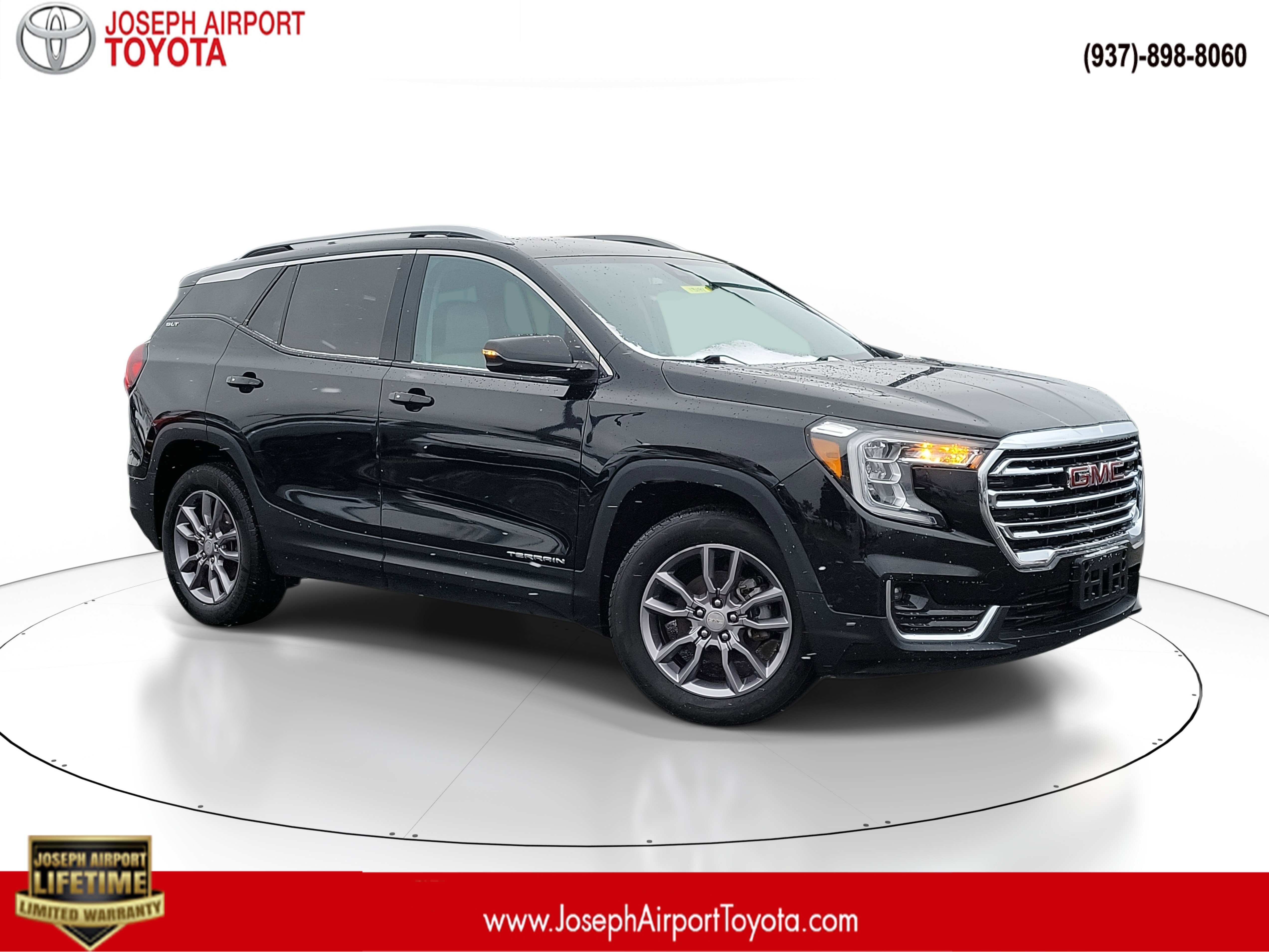 2023 GMC Terrain SLT's photo