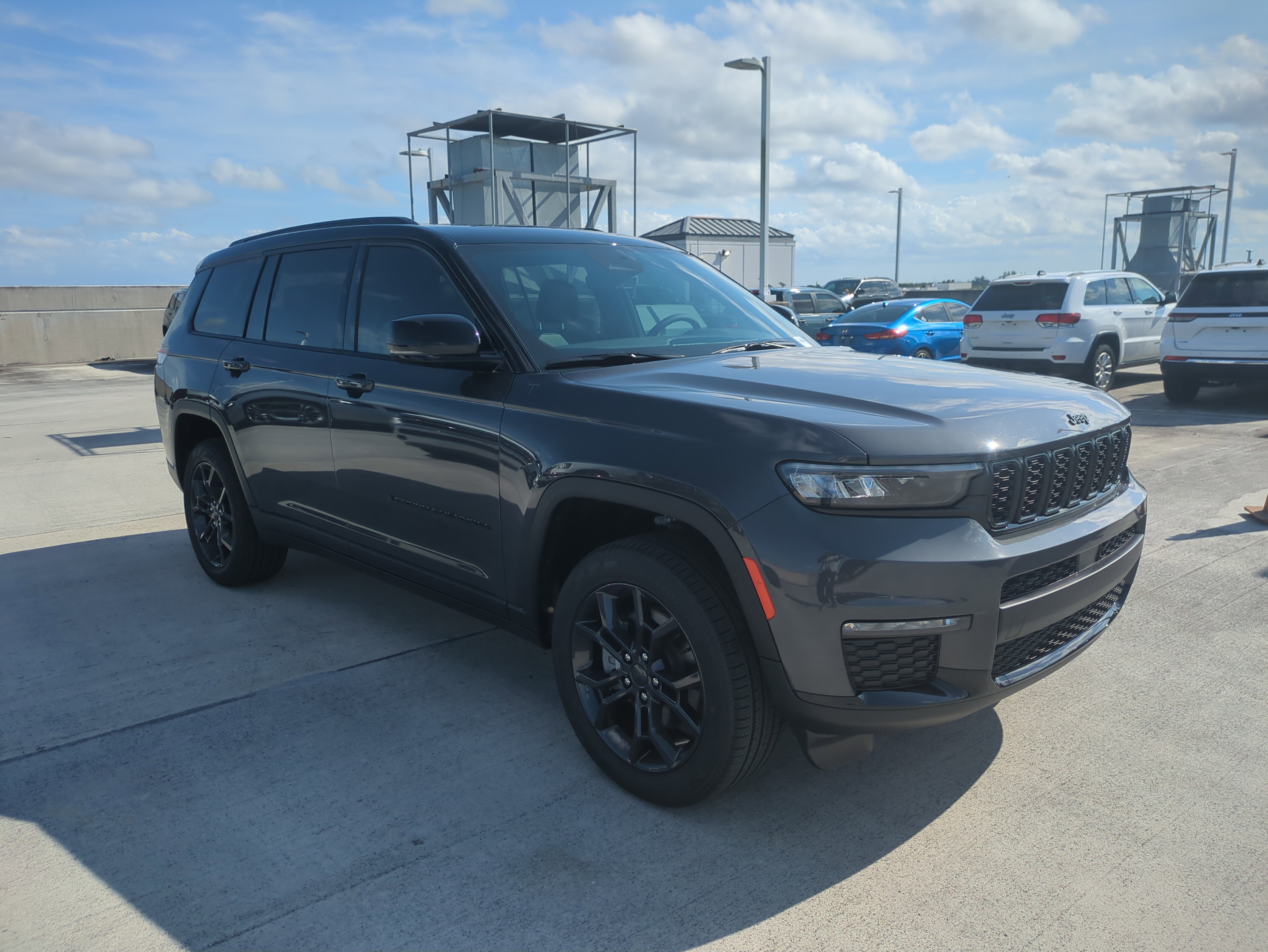 2025 Jeep Grand Cherokee L Limited's photo