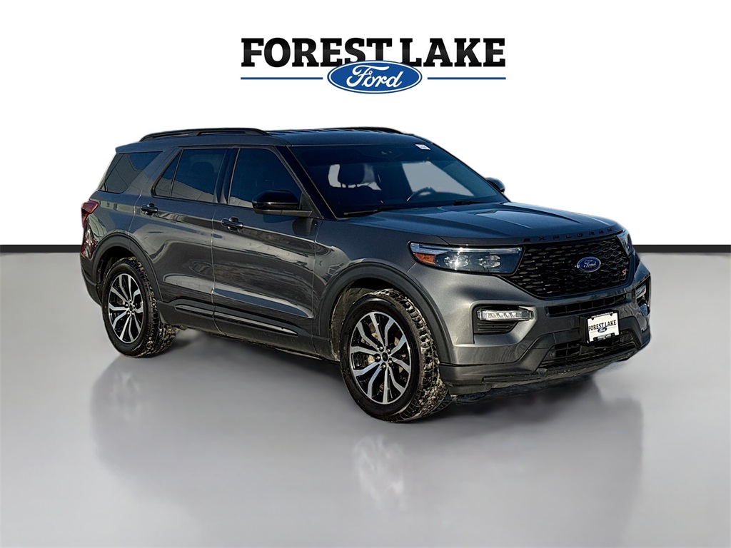 2023 Ford Explorer ST's photo