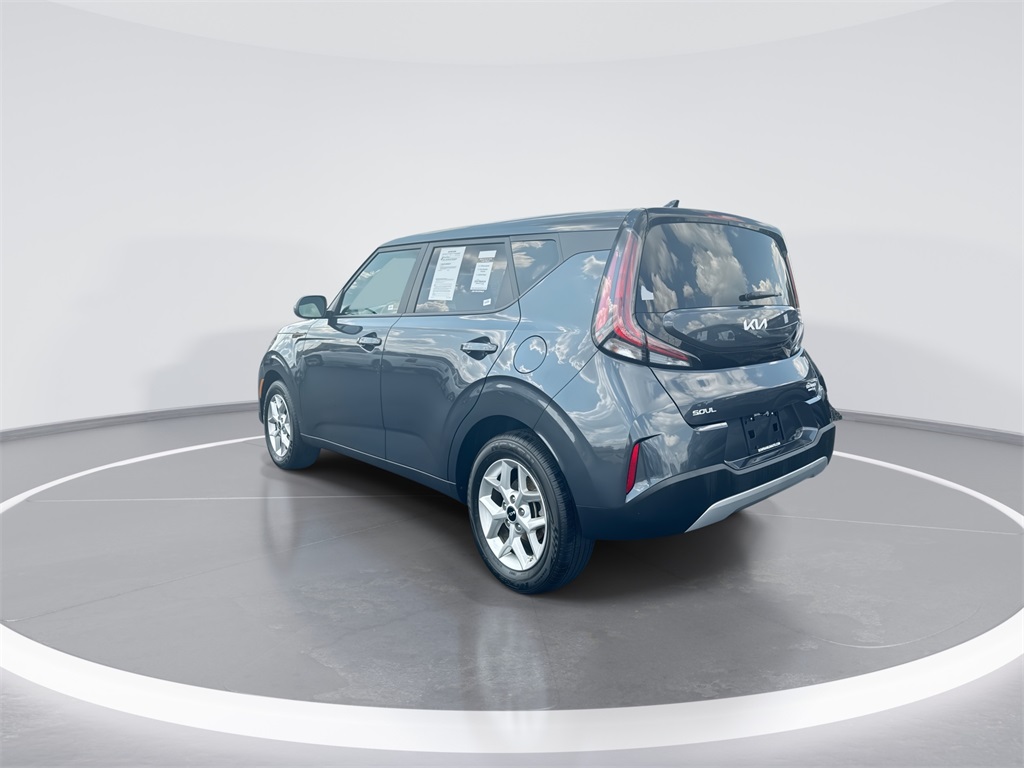 2025 Kia Soul LX photo 6