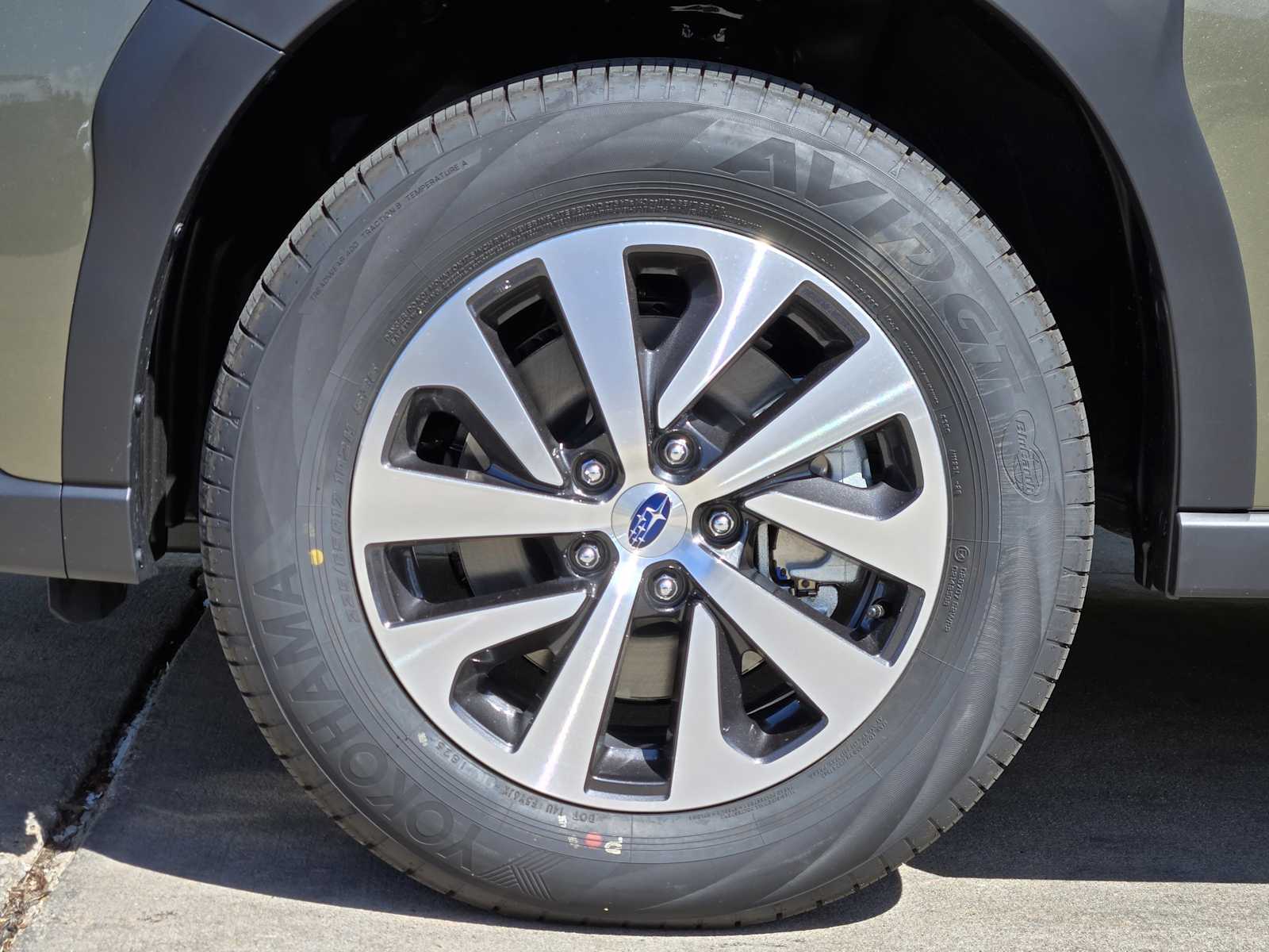 2025 Subaru Outback Premium photo 4