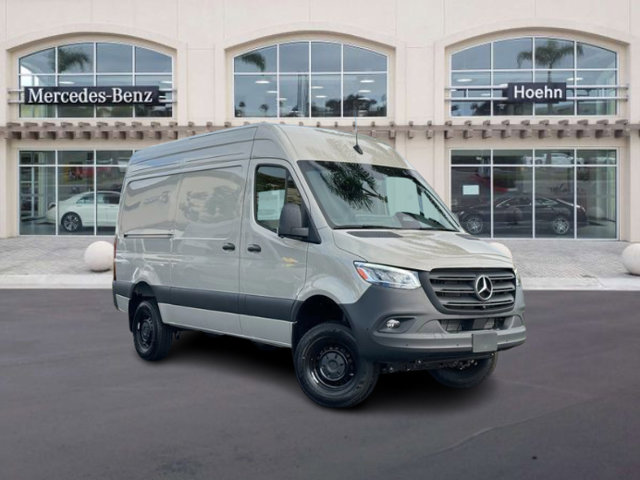2026 Mercedes-Benz Sprinter Cargo Van Base's photo