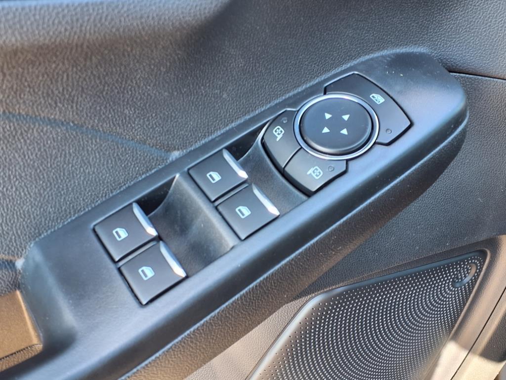 2025 Ford Escape ST-Line photo 5