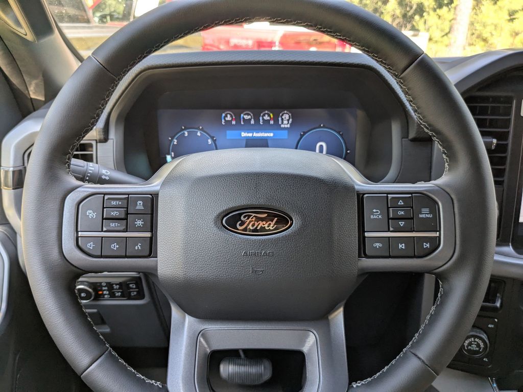 2025 Ford F-150 XLT photo 27