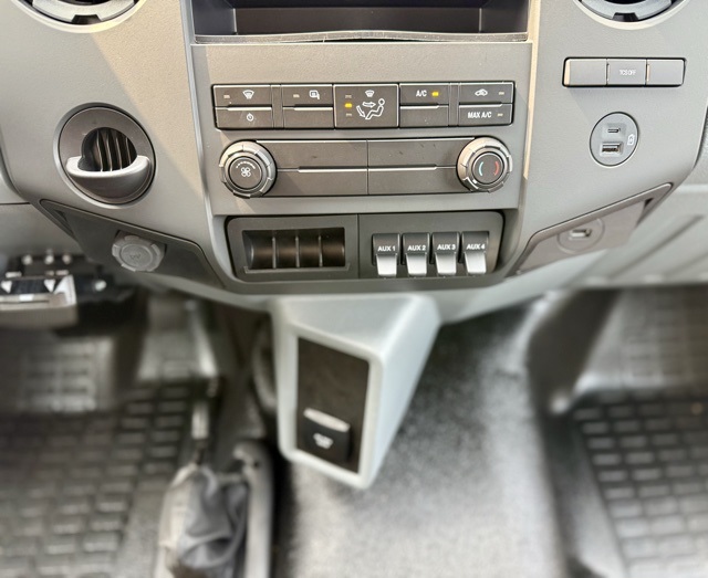2026 Ford F-650 photo 21