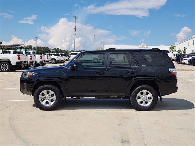 2022 Toyota 4Runner 4WD SR5 Premium photo 4