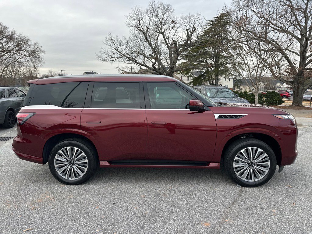 2025 Infiniti QX80 Sensory photo 2