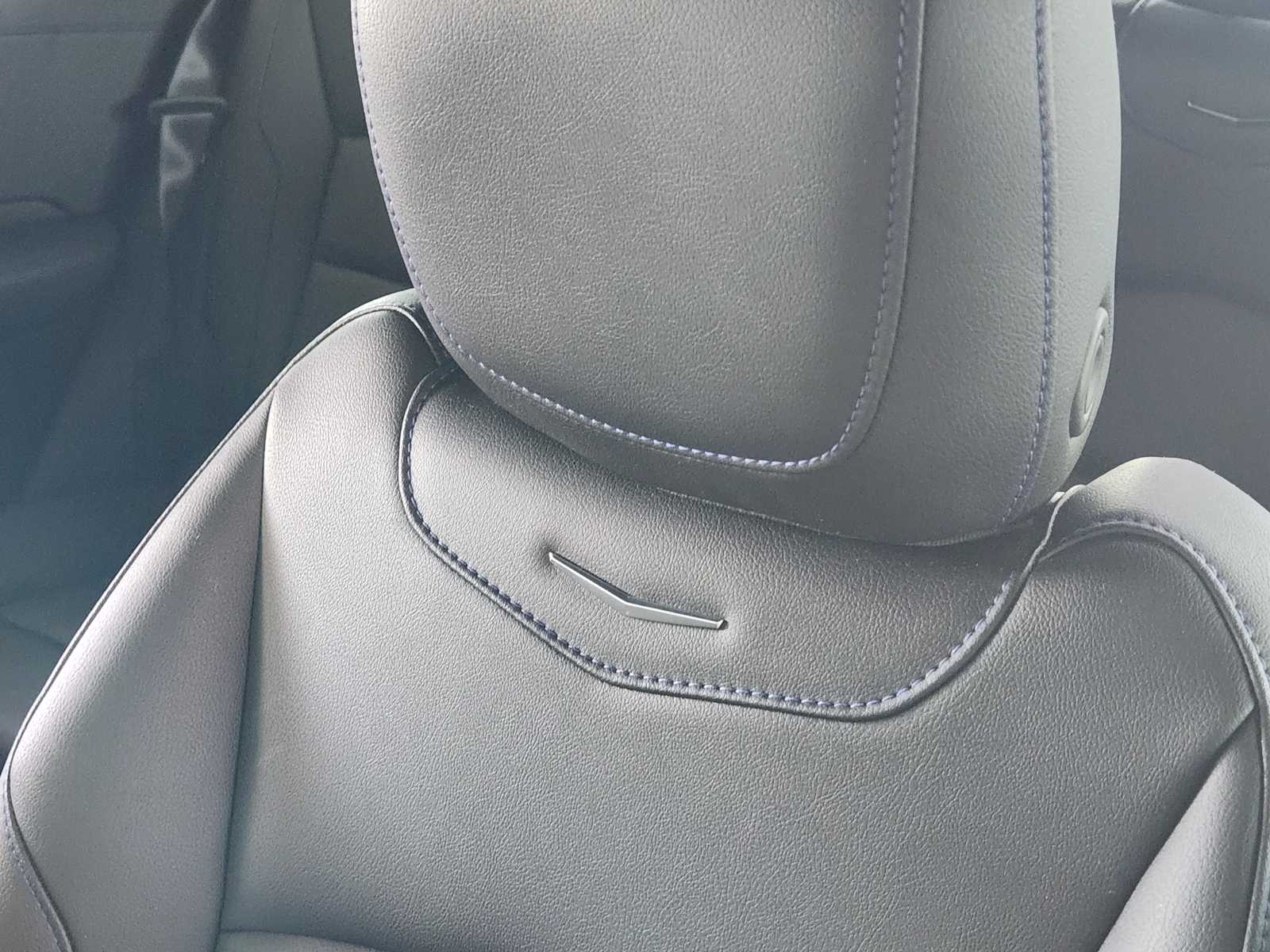 2025 Cadillac XT4 Sport photo 10