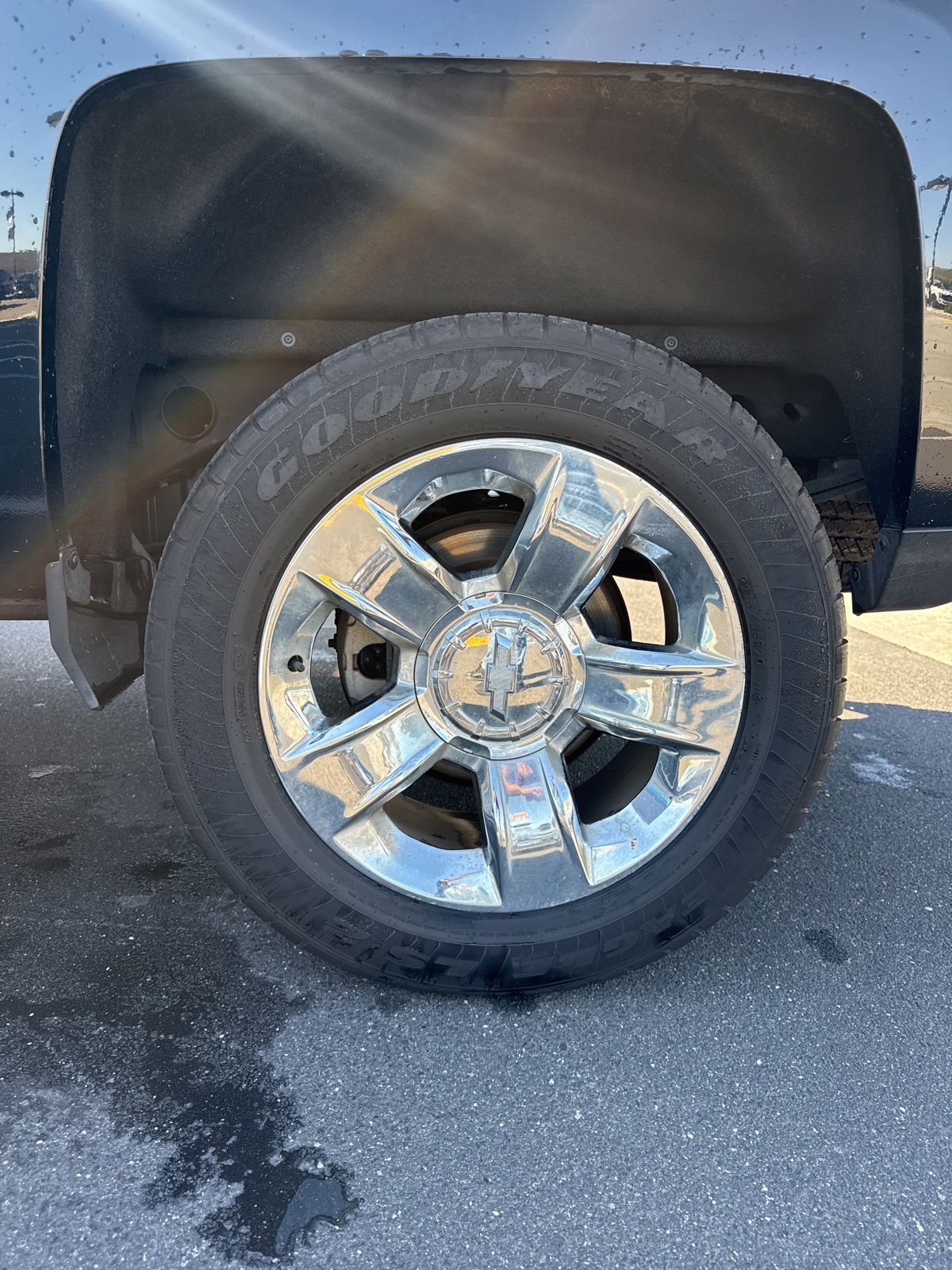 2018 Chevrolet Silverado 1500 LTZ photo 19