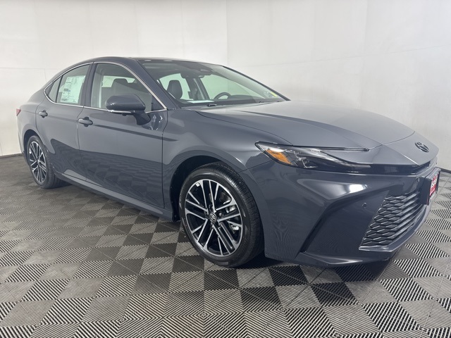 2026 Toyota Camry XLE's photo