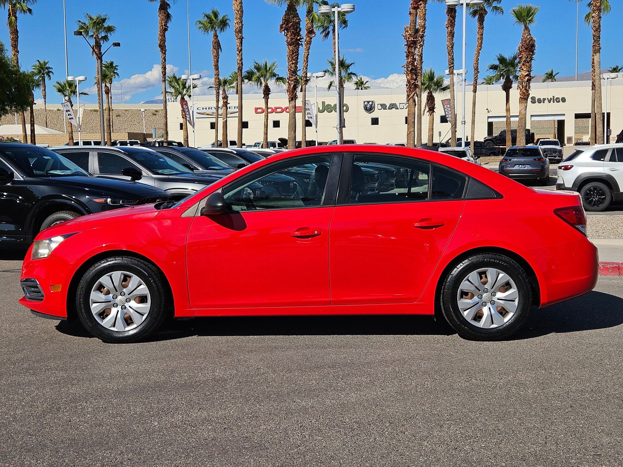 2016 Chevrolet Cruze LS photo 2