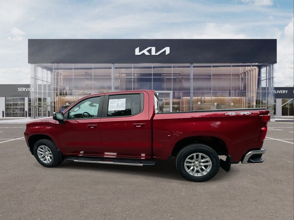 2019 Chevrolet Silverado 1500 LT photo 4