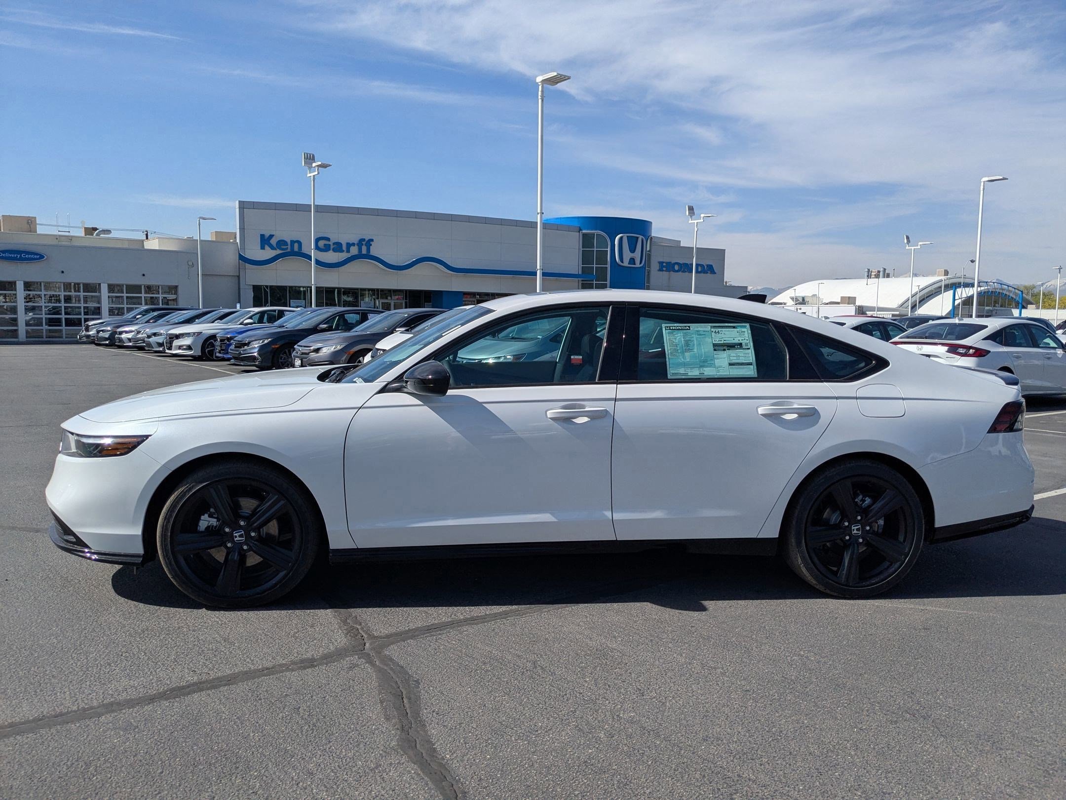 2025 Honda Accord Hybrid Sport-L photo 6