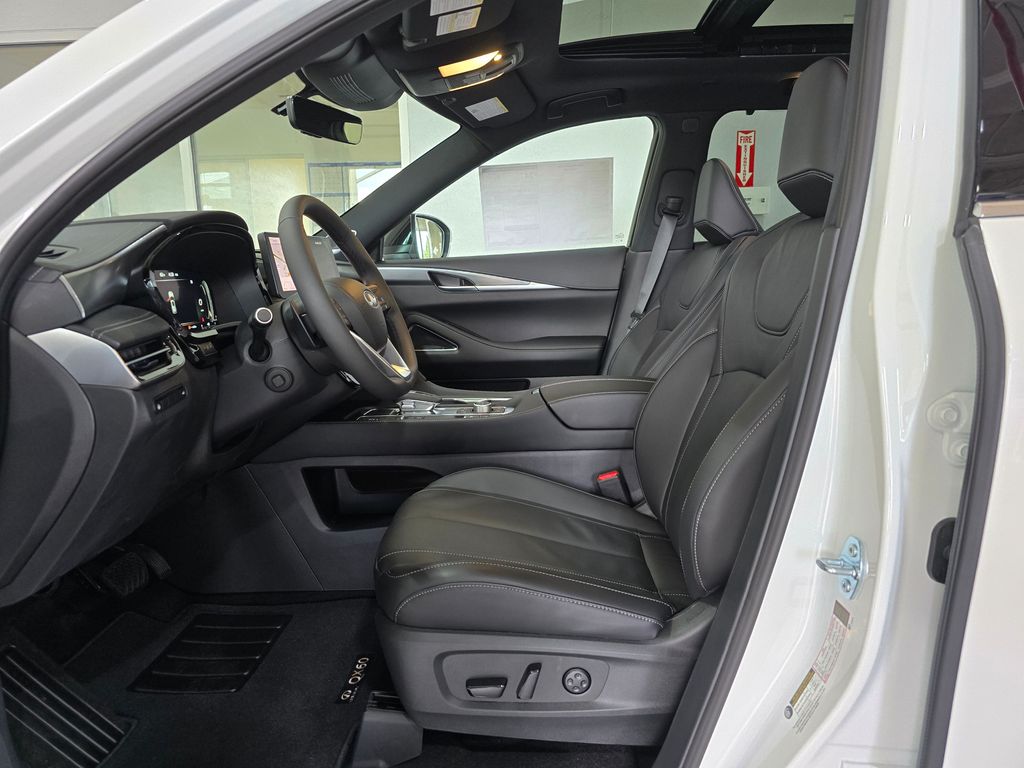 2025 Infiniti QX60 Luxe AWD photo 20