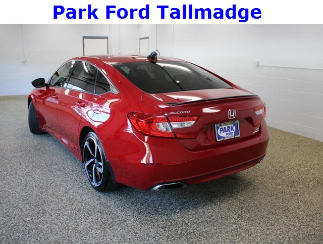 2021 Honda Accord Sport 2.0T photo 3