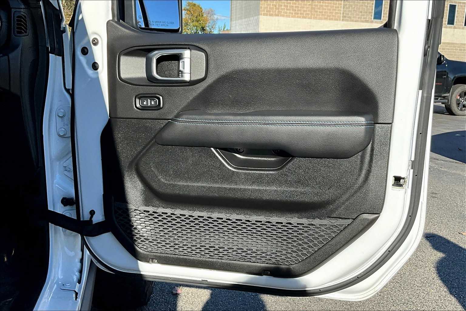 2022 Jeep Wrangler 4xe Unlimited Rubicon photo 20