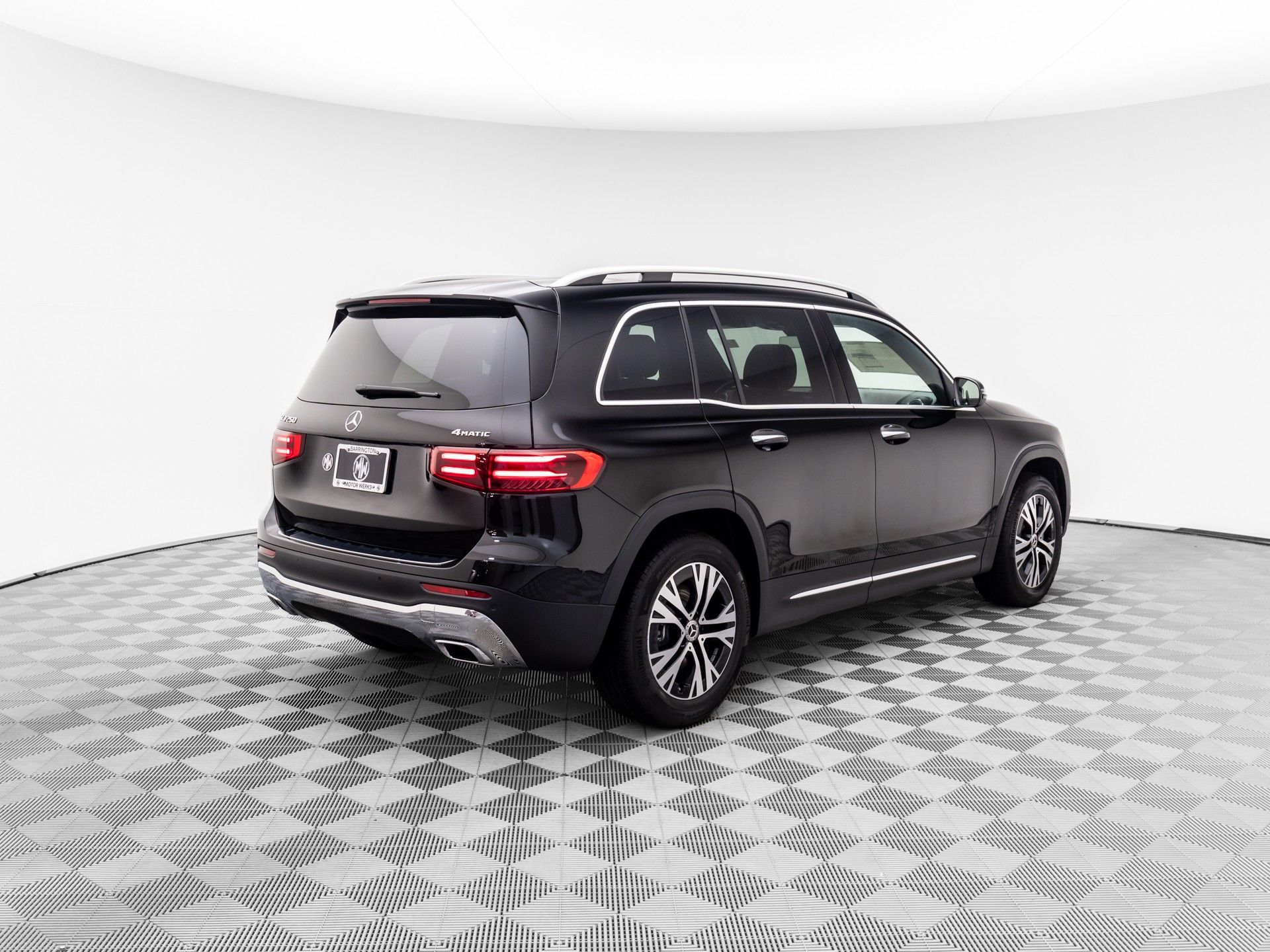 2025 Mercedes Benz GLB 250 4MATIC photo 5