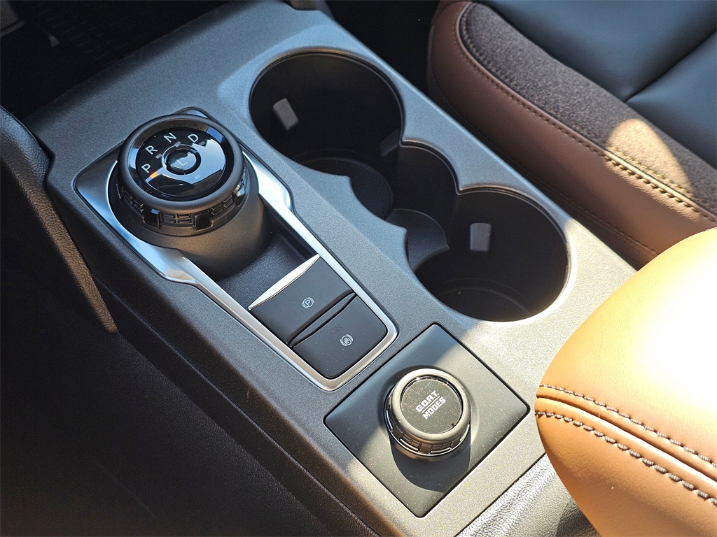 2025 Ford Bronco Sport Outer Banks photo 30