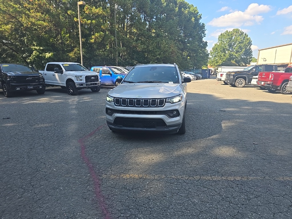 2024 Jeep Compass Latitude photo 11