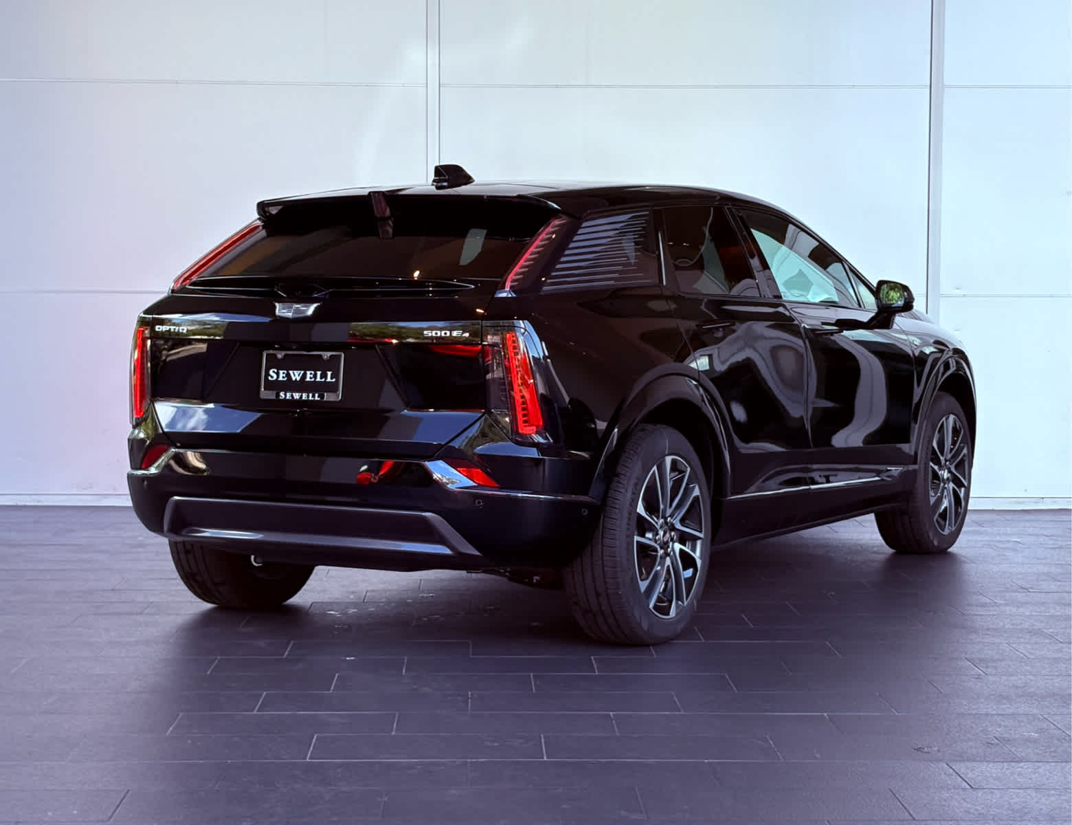 2025 Cadillac Optiq Sport photo 4