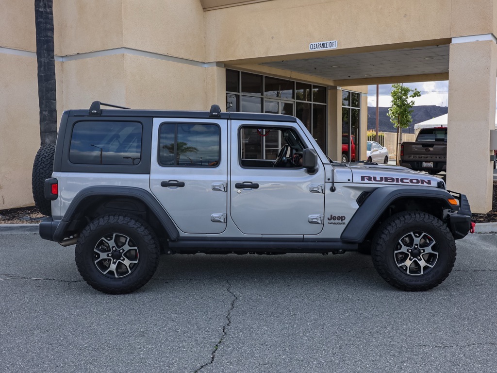 2018 Jeep Wrangler Unlimited Rubicon photo 2