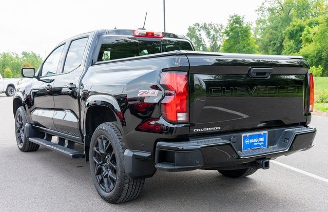 2025 Chevrolet Colorado Z71 photo 7