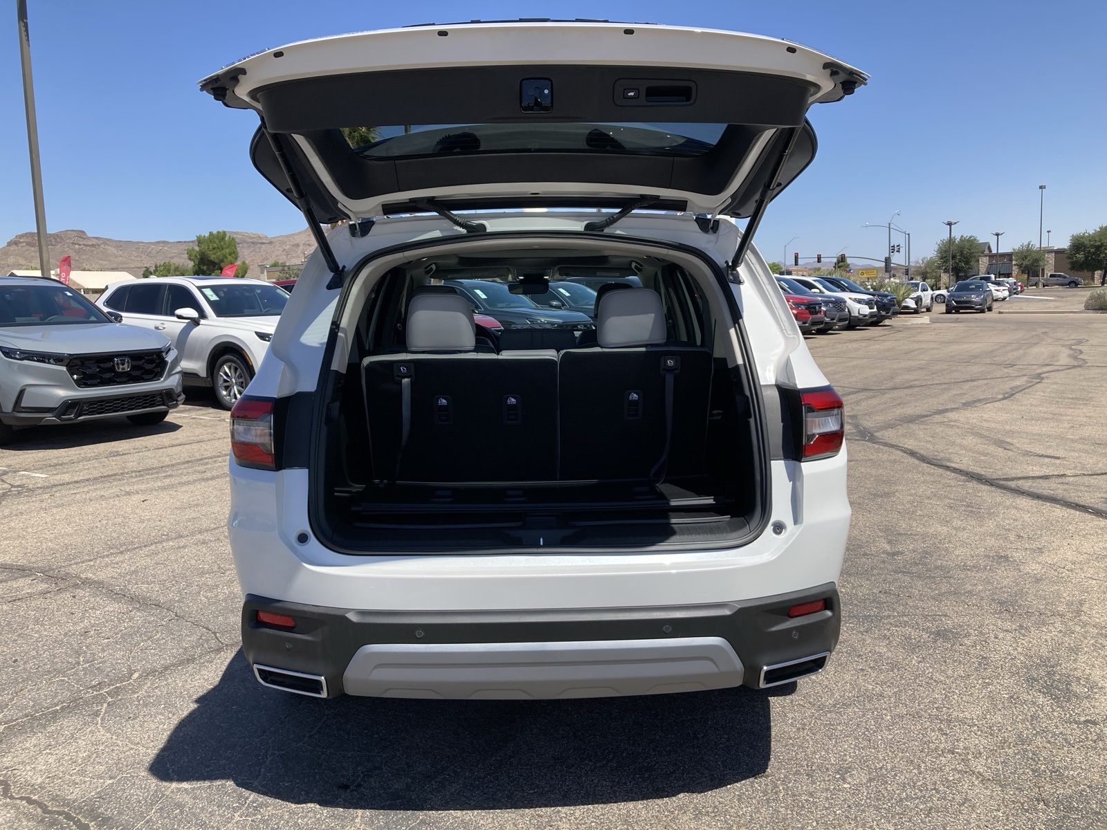 2025 Honda Pilot Touring photo 38