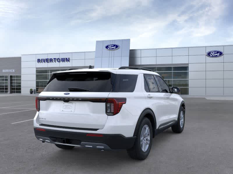 2025 Ford Explorer photo 4