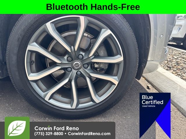 2018 Volvo XC90 T6 Momentum photo 11