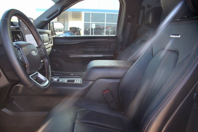 2023 Ford Expedition Platinum photo 30