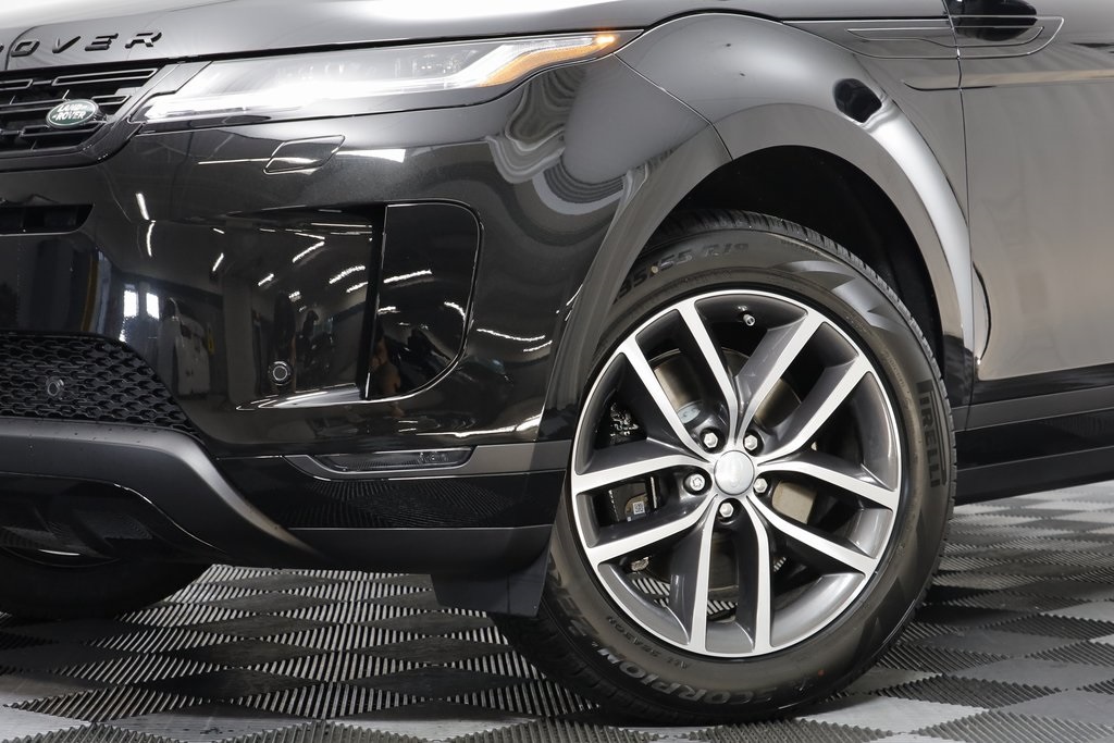 2026 Land Rover Range Rover Evoque S photo 3