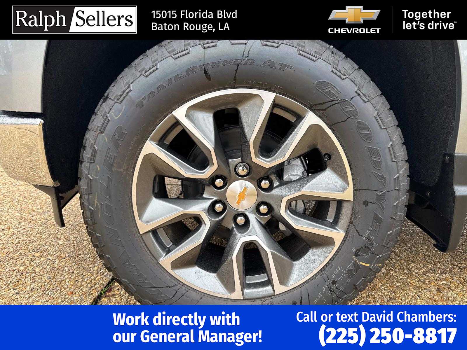 2025 Chevrolet Silverado 1500 LT photo 3
