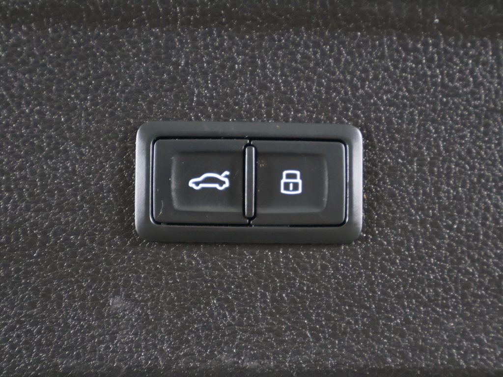 2018 Audi SQ5 Prestige photo 41