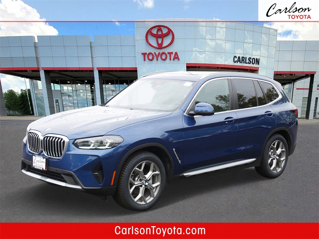 2022 BMW X3 30i's photo