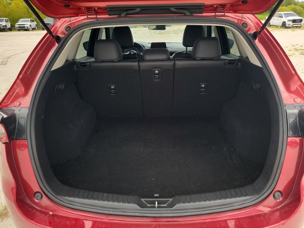 2019 Mazda CX-5 Touring photo 17