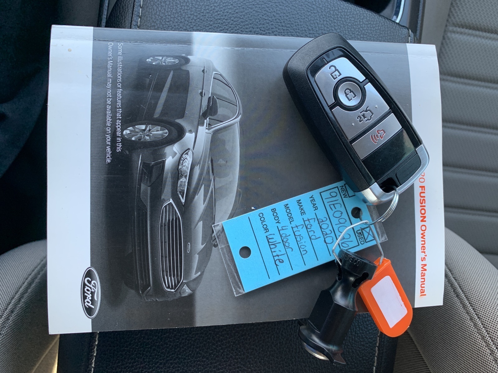 2020 Ford Fusion S photo 22