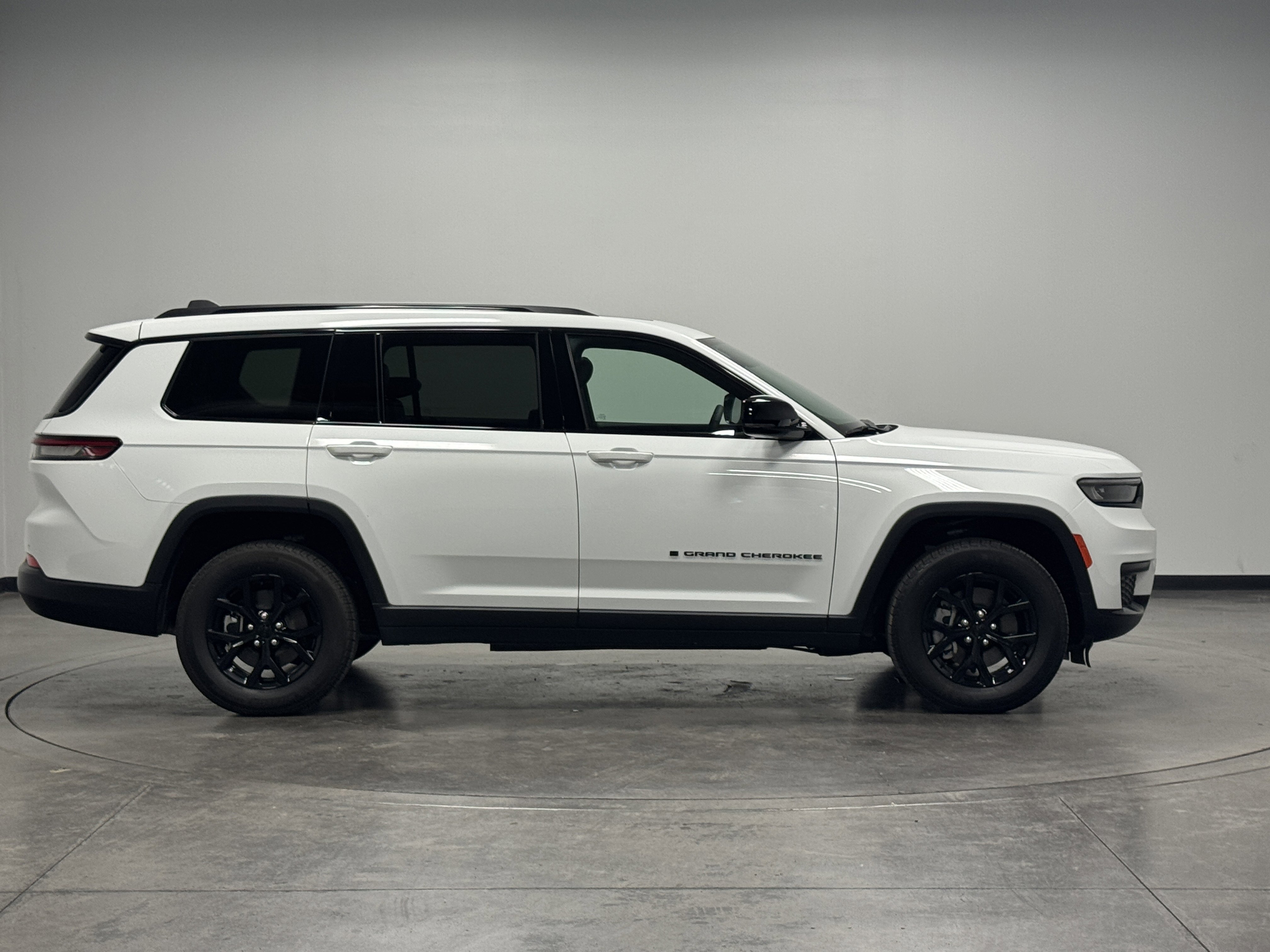 2024 Jeep Grand Cherokee Altitude X photo 5