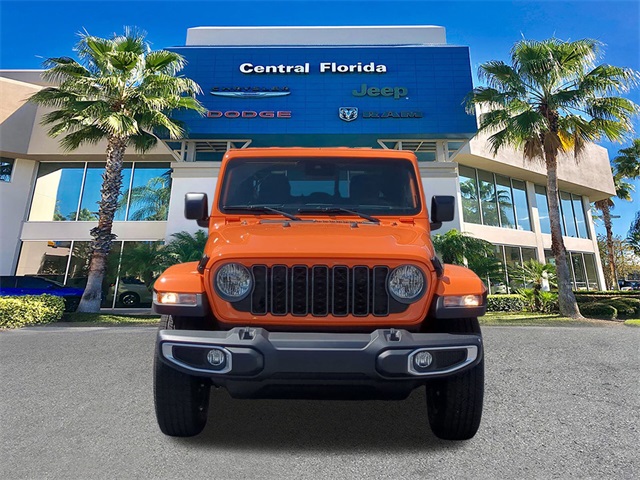 2025 Jeep Gladiator Sport S photo 2