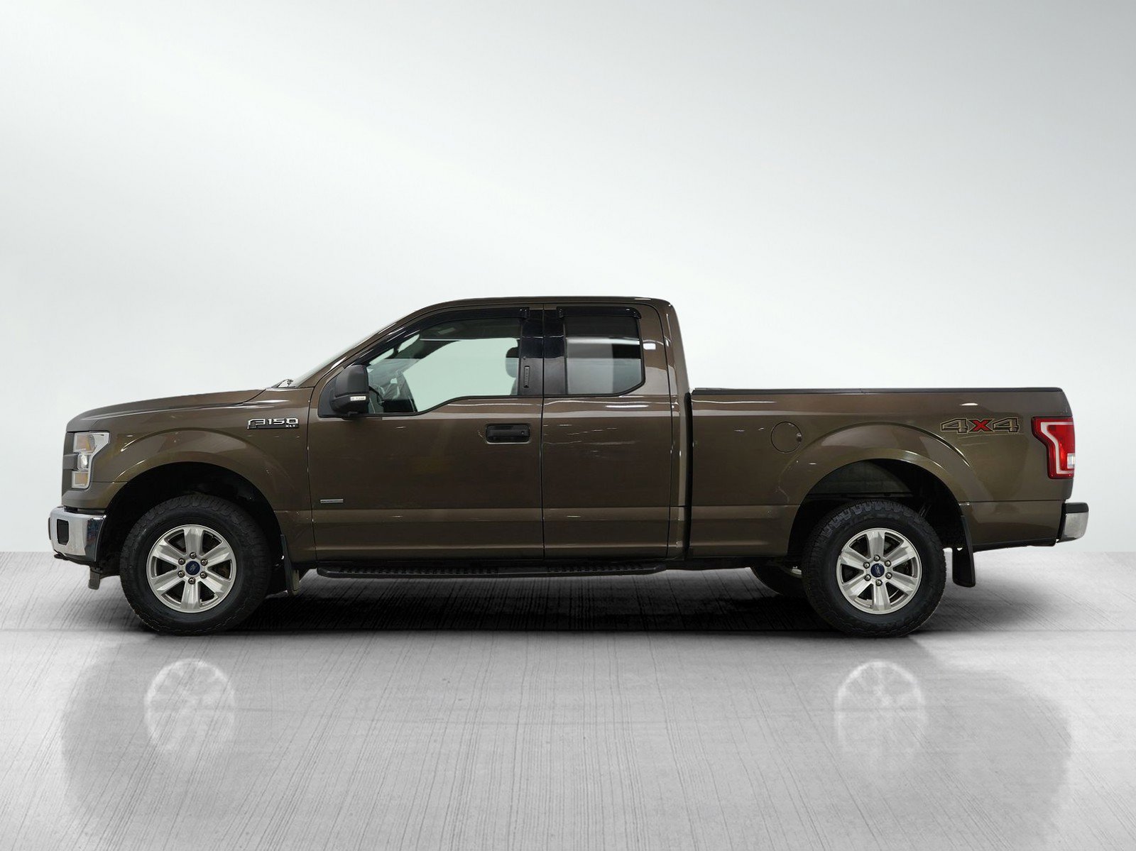 Used 2016 Ford F-150 XLT with VIN 1FTEX1EPXGFD25663 for sale in South Saint Paul, Minnesota