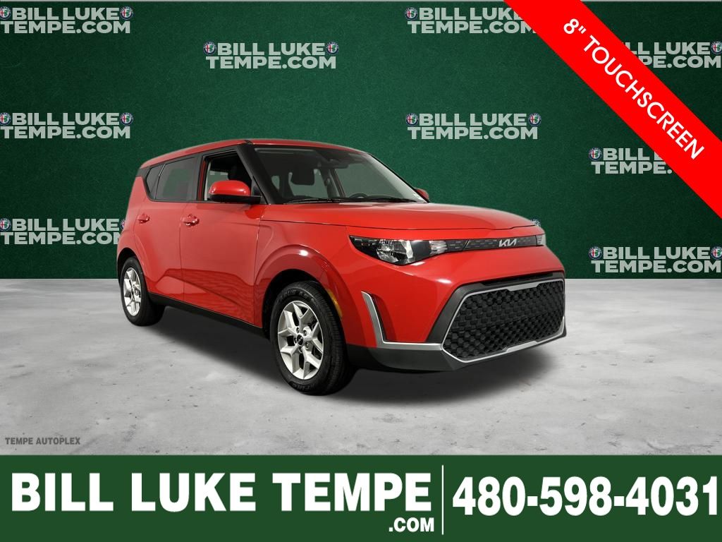 2024 Kia Soul LX's photo