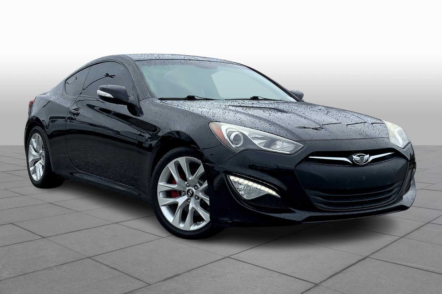 2014 Hyundai Genesis 3.8 photo 2