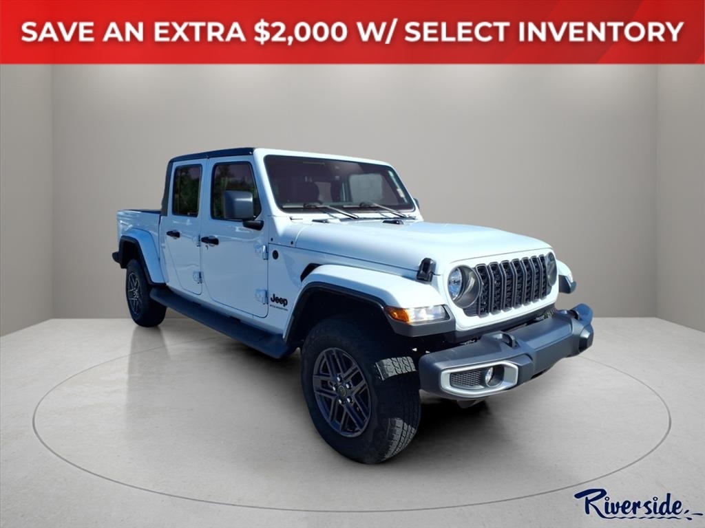 2024 Jeep Gladiator Sport S's photo