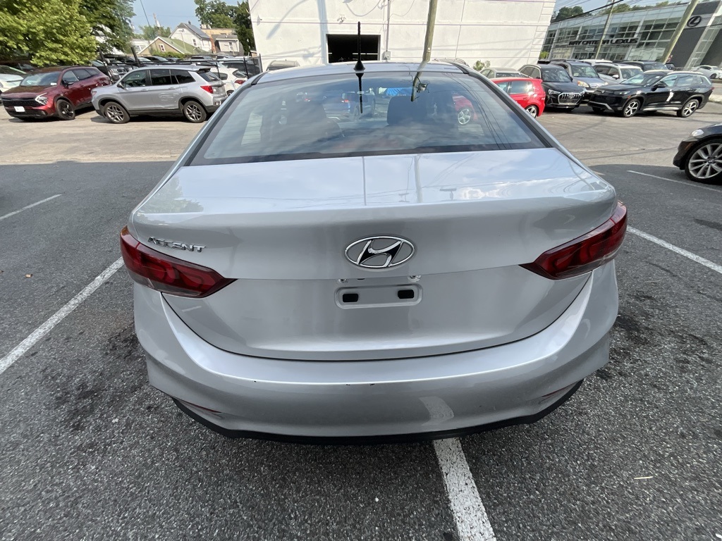 2019 Hyundai Accent SE photo 3