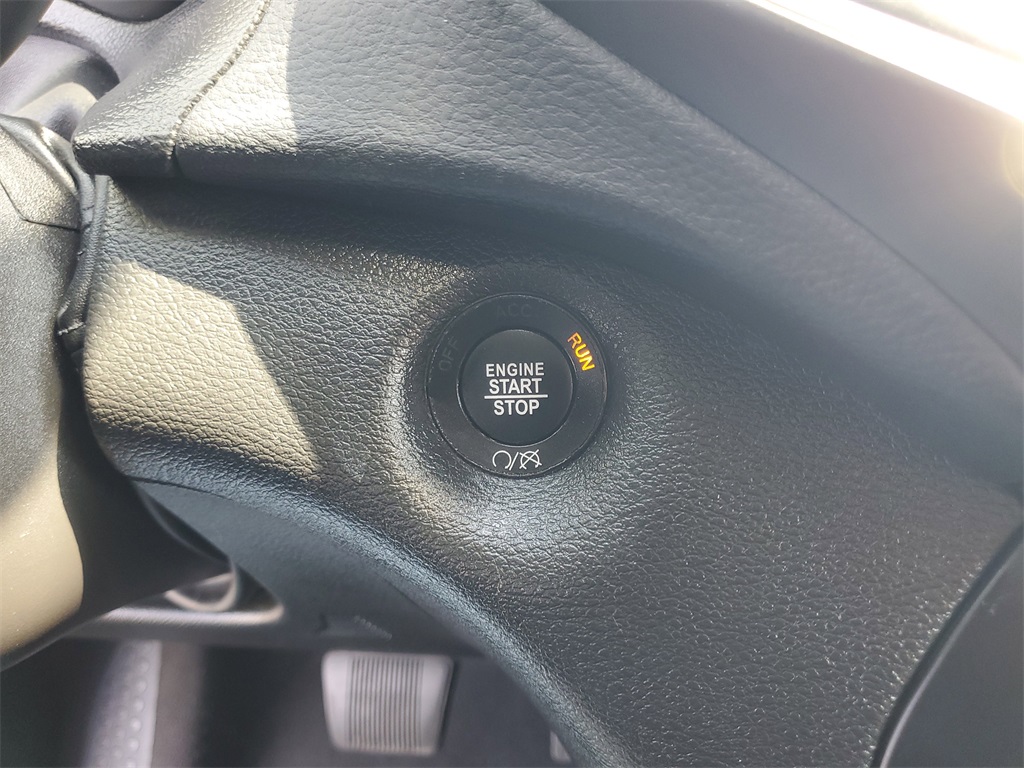 2023 Jeep Cherokee Altitude photo 20