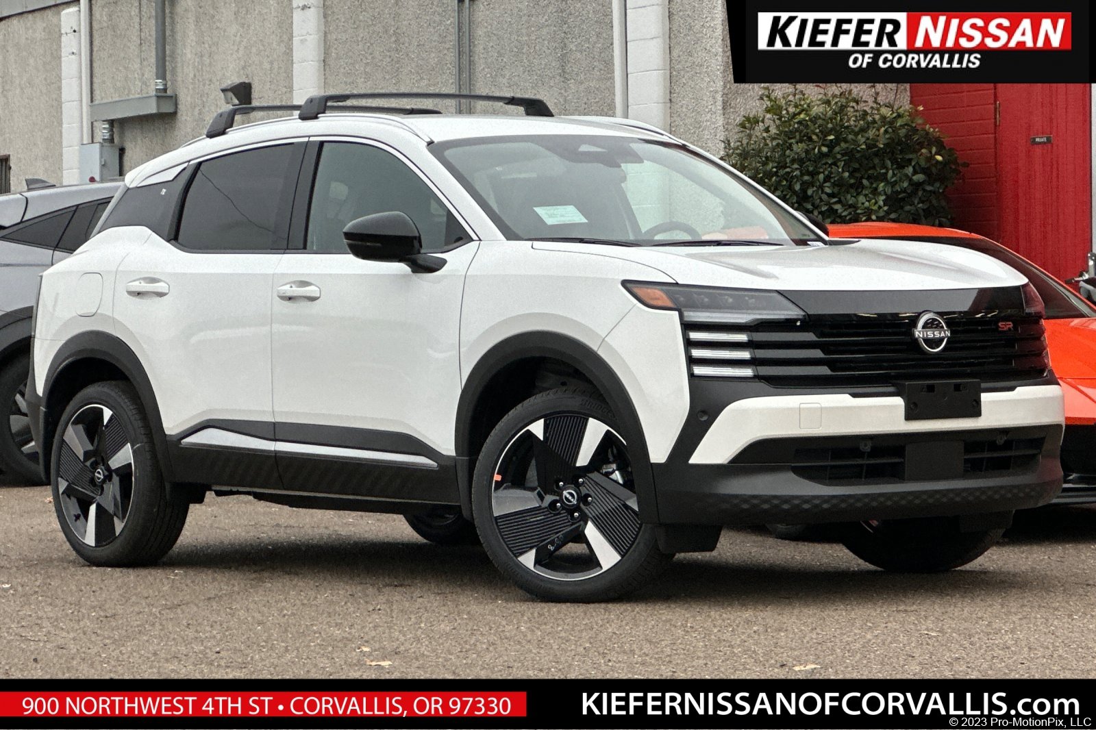 2026 Nissan KICKS SR AWD's photo